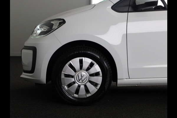 Volkswagen up! 1.0 65 pk | Navigatie via App | Parkeersensoren achter | Cruise control | Achteruitrijcamera | Airco |