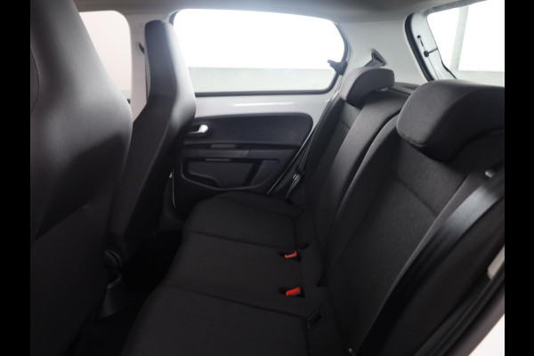 Volkswagen up! 1.0 65 pk | Navigatie via App | Parkeersensoren achter | Cruise control | Achteruitrijcamera | Airco |