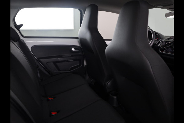 Volkswagen up! 1.0 65 pk | Navigatie via App | Parkeersensoren achter | Cruise control | Achteruitrijcamera | Airco |