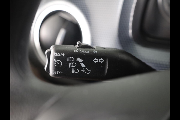 Volkswagen up! 1.0 65 pk | Navigatie via App | Parkeersensoren achter | Cruise control | Achteruitrijcamera | Airco |