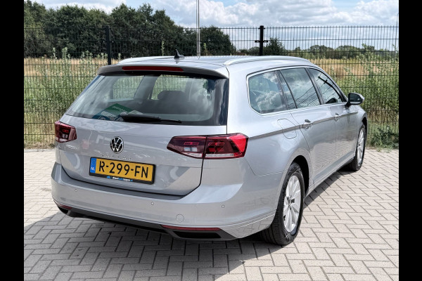 Volkswagen Passat Variant 1.5 TSI Business | Carplay | PDC | Camera |