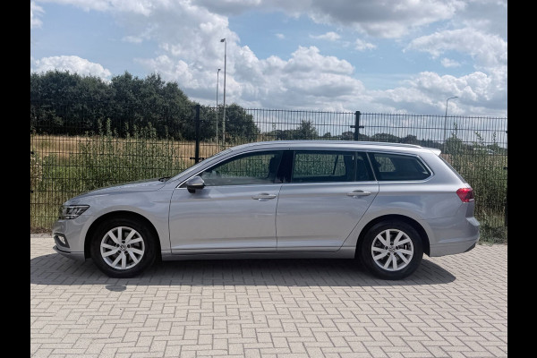 Volkswagen Passat Variant 1.5 TSI Business | Carplay | PDC | Camera |