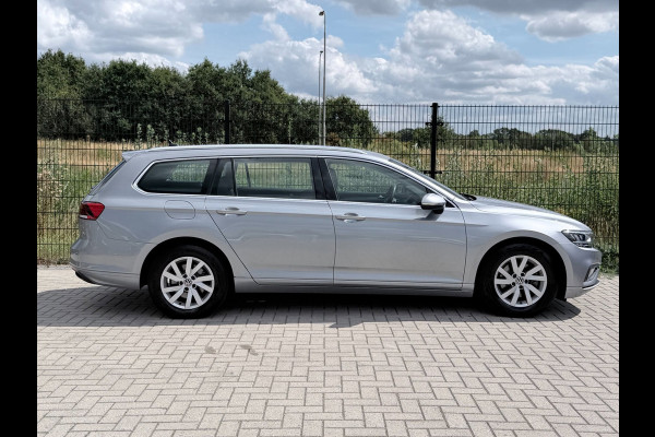 Volkswagen Passat Variant 1.5 TSI Business | Carplay | PDC | Camera |