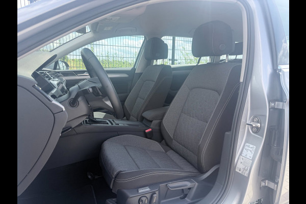 Volkswagen Passat Variant 1.5 TSI Business | Carplay | PDC | Camera |