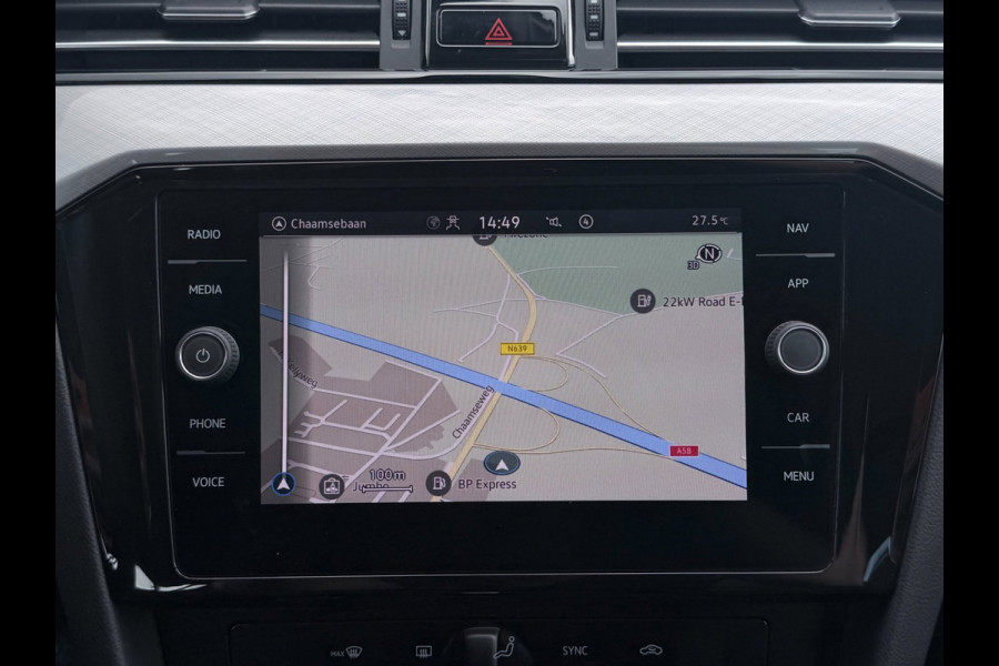 Volkswagen Passat Variant 1.5 TSI Business | Carplay | PDC | Camera |
