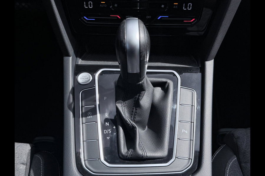 Volkswagen Passat Variant 1.5 TSI Business | Carplay | PDC | Camera |