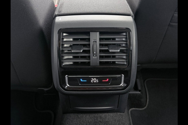 Volkswagen Passat Variant 1.5 TSI Business | Carplay | PDC | Camera |