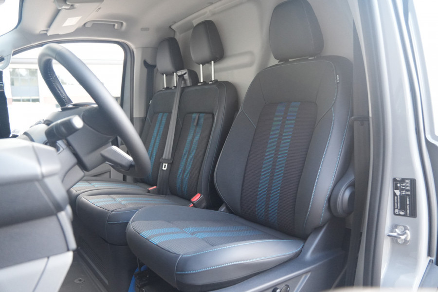 Ford E-Transit Custom 340 L2H1 Sport 71 kWh 218pk - 2x Schuif - Stoel/Stuurverwarming - Cruise - Keyless - Rijklaar