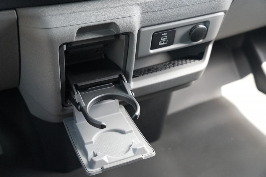 Ford E-Transit Custom 340 L2H1 Sport 71 kWh 218pk - 2x Schuif - Stoel/Stuurverwarming - Cruise - Keyless - Rijklaar