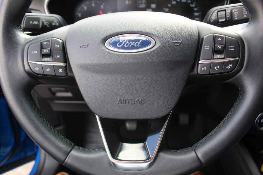 Ford Focus 1.0 EcoBoost Titanium Business , 125pk , Slects 65427km Climate control , Camera , Cruise control , Trekhaak , Luxe uitvoering Stoel,Stuur en Voorruitverwarming , Blind Spot ,