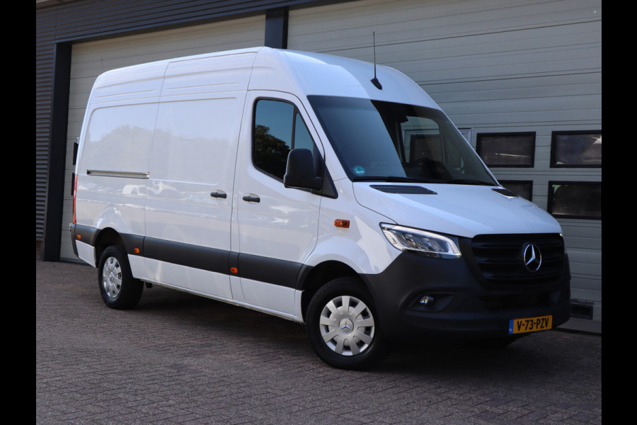 Mercedes-Benz Sprinter 317 CDI Automaat RDW L2H2 - Nieuw Model - LED - Mbux Groot - Camera