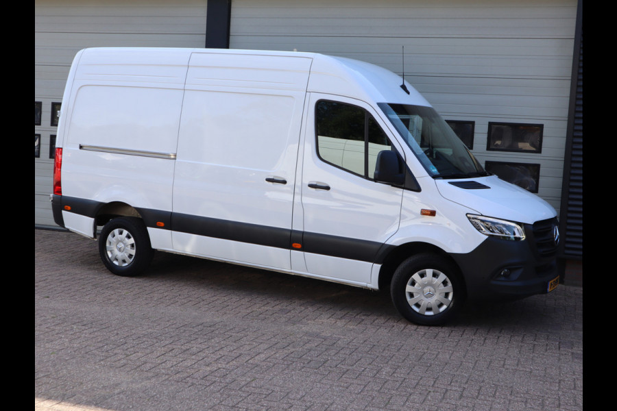 Mercedes-Benz Sprinter 317 CDI Automaat RDW L2H2 - Nieuw Model - LED - Mbux Groot - Camera