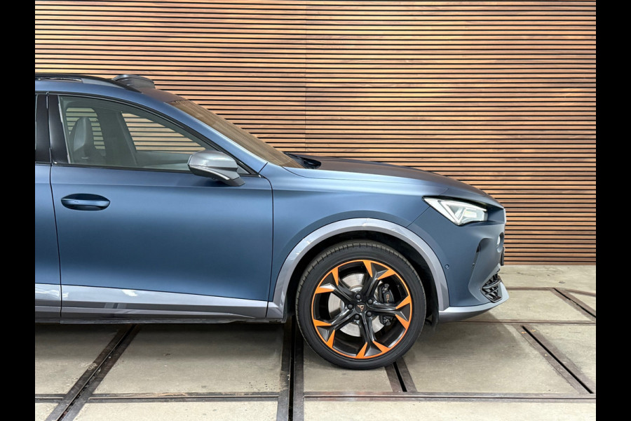 CUPRA Formentor 1.4 e-Hybrid VZ Copper Ed. | 245pk | Frozen Petrol Blue | CUPRA Supersport | Rijassist-pakket XL|LED|360°|Trekhaak