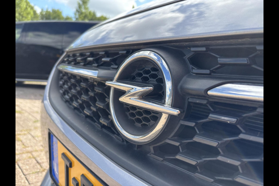 Opel Corsa 1.2 GS Line 102 PK | 5 deurs | Zwarte velgen | LED Koplampen | Airco | Cruise control | Apple Carplay | Android Auto