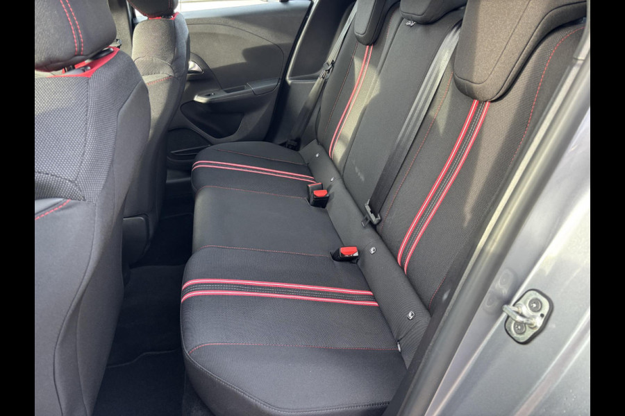 Opel Corsa 1.2 GS Line 102 PK | 5 deurs | Zwarte velgen | LED Koplampen | Airco | Cruise control | Apple Carplay | Android Auto