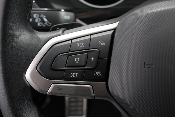 Volkswagen Tiguan 1.5 TSI DSG Active Navigatie App connect Wireless Adaptieve Cruise Control Travel Assist Parkeersensoren Camera Park Assist Stoel- en stuurverwarming Elektrische achterklep Virtual Cockpit