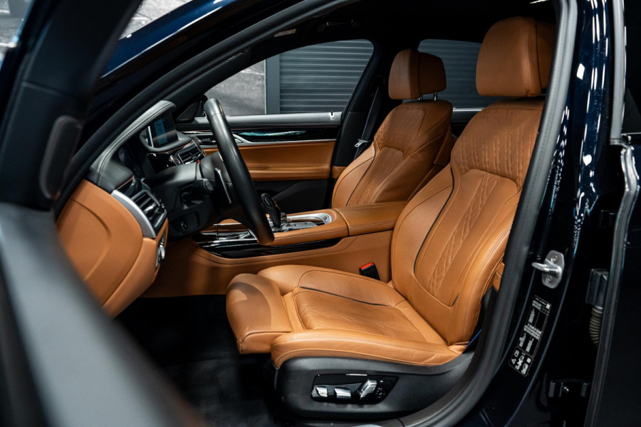 BMW 7 Serie 750i xDrive High Executive *M-Sport / Harman-Kardon / Stoelmassage + ventilatie / HUD / Surround-view*