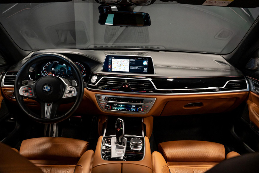 BMW 7 Serie 750i xDrive High Executive *M-Sport / Harman-Kardon / Stoelmassage + ventilatie / HUD / Surround-view*