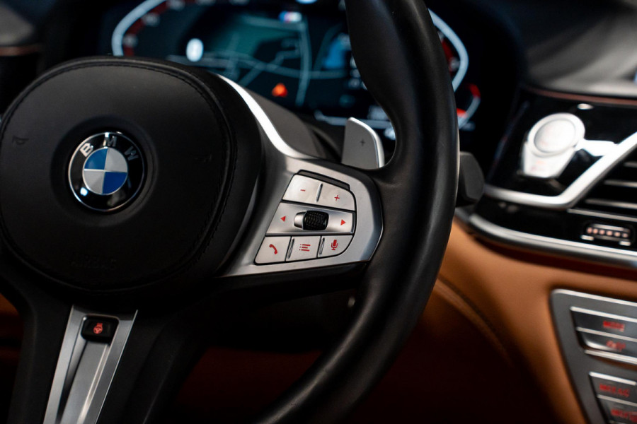 BMW 7 Serie 750i xDrive High Executive *M-Sport / Harman-Kardon / Stoelmassage + ventilatie / HUD / Surround-view*