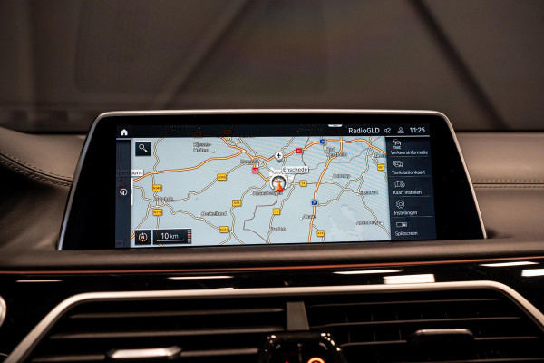 BMW 7 Serie 750i xDrive High Executive *M-Sport / Harman-Kardon / Stoelmassage + ventilatie / HUD / Surround-view*