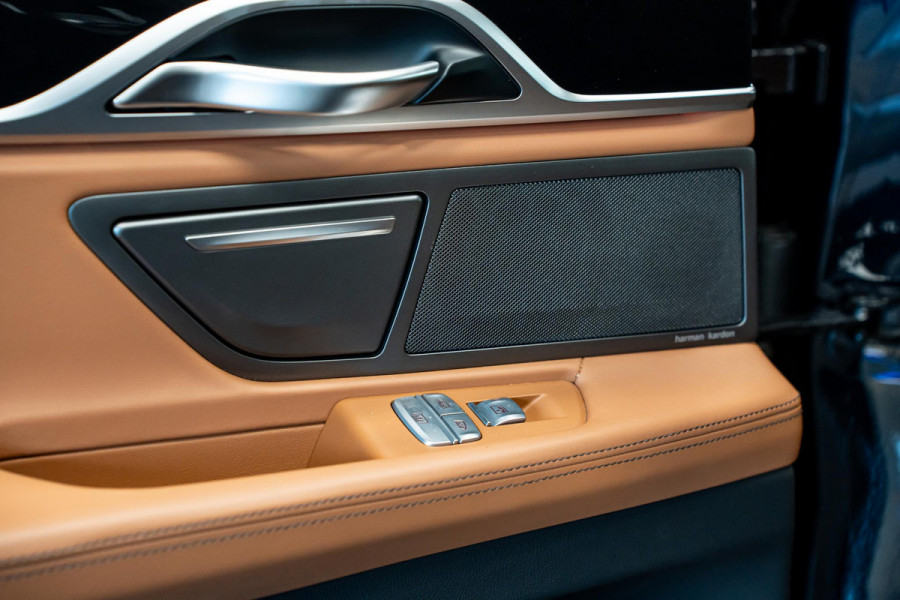 BMW 7 Serie 750i xDrive High Executive *M-Sport / Harman-Kardon / Stoelmassage + ventilatie / HUD / Surround-view*