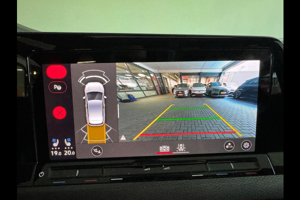 Volkswagen Golf 2.0 TSI GTI Pano|Leer|HuD|Memory|Stoelventilatie|Camera|Dodehoek|ACC