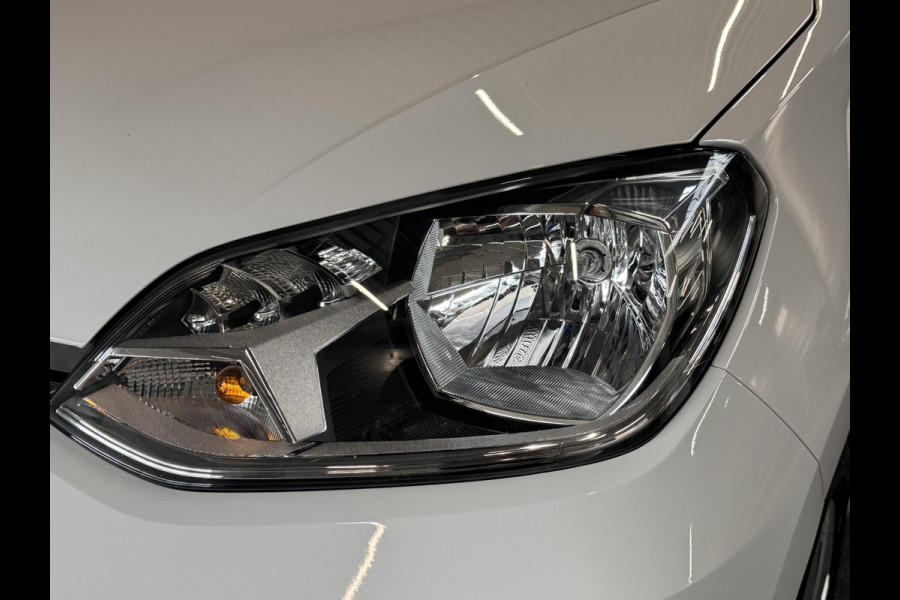 Volkswagen up! 1.0 Airco Bluetoooth Led Dab Centrale Vergrendeling + afstandbediening  Electrische ramen 5 deurs