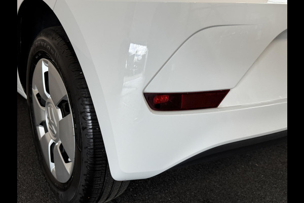 Volkswagen up! 1.0 Airco Bluetoooth Led Dab Centrale Vergrendeling + afstandbediening  Electrische ramen 5 deurs