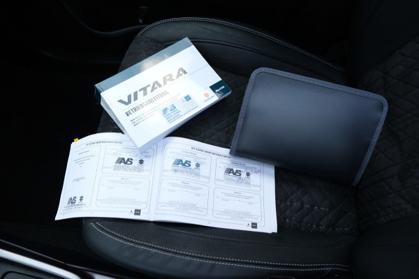 Suzuki Vitara 1.4 Boosterjet Style Smart Hybrid AllGrip *PANORAMADAK* 83.599km Camera/Navi/4 Z.G.A.N banden