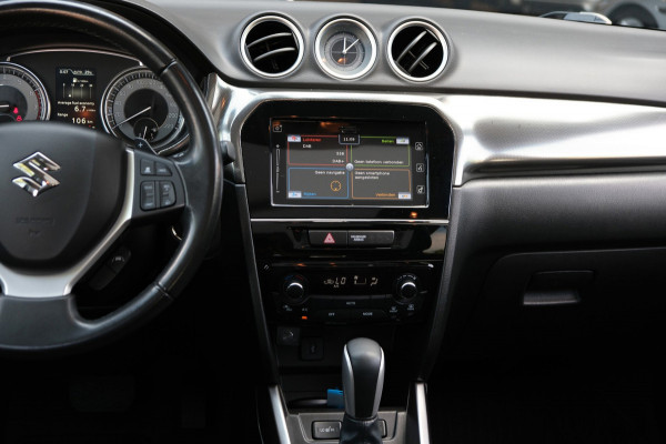 Suzuki Vitara 1.4 Boosterjet Style Smart Hybrid AllGrip *PANORAMADAK* 83.599km Camera/Navi/4 Z.G.A.N banden