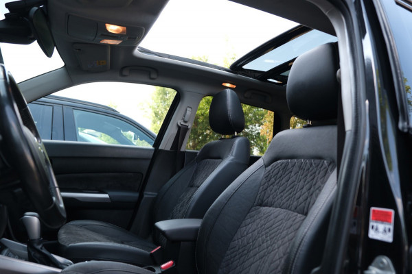 Suzuki Vitara 1.4 Boosterjet Style Smart Hybrid AllGrip *PANORAMADAK* 83.599km Camera/Navi/4 Z.G.A.N banden