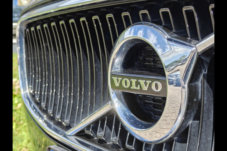 Volvo V90 191PK T4 Momentum | BLIS | Carplay | ACC | PDC V+A | Camera Achter | Voorstoelen Verwarmd | Trekhaak |