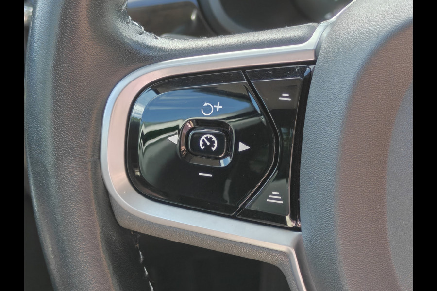 Volvo V90 191PK T4 Momentum | BLIS | Carplay | ACC | PDC V+A | Camera Achter | Voorstoelen Verwarmd | Trekhaak |