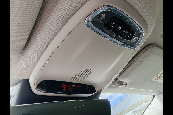 Volvo V90 191PK T4 Momentum | BLIS | Carplay | ACC | PDC V+A | Camera Achter | Voorstoelen Verwarmd | Trekhaak |