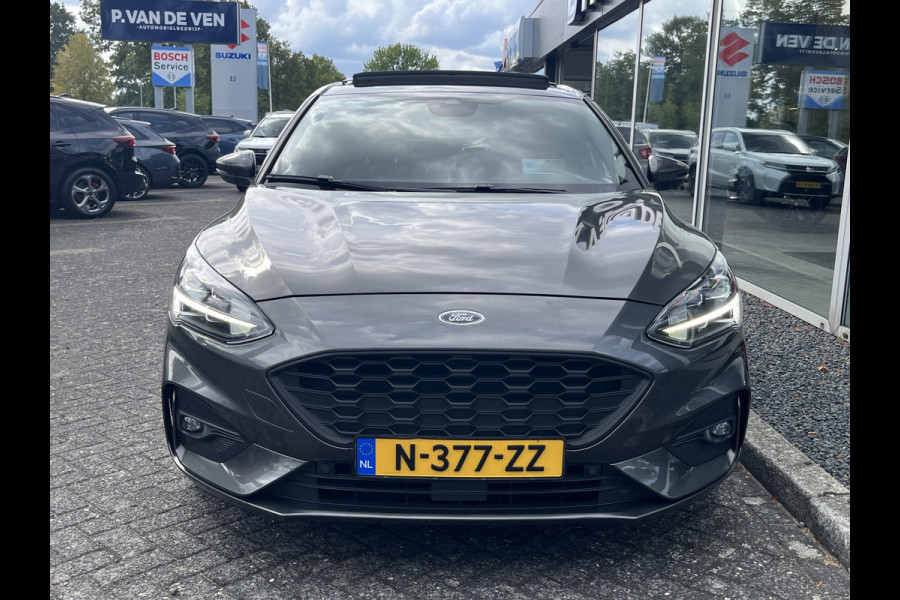 Ford Focus 5 Drs. 1.0 EcoBoost ST Line Business | Panoramadak | Dodehoek | Camera | B&O | Adapt. Cruise | HUD | etc. etc.