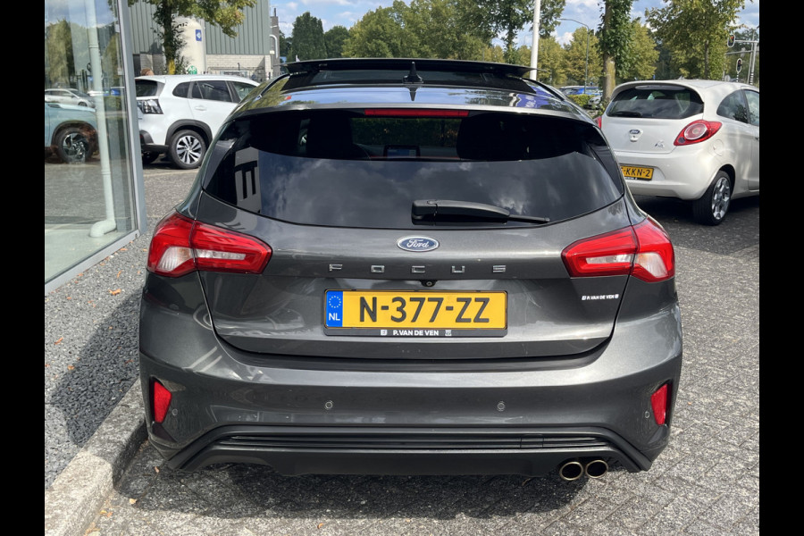 Ford Focus 5 Drs. 1.0 EcoBoost ST Line Business | Panoramadak | Dodehoek | Camera | B&O | Adapt. Cruise | HUD | etc. etc.
