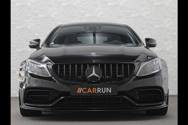 Mercedes-Benz C-Klasse Coupé 63 S AMG | Keramisch | Schaalstoelen | Carbon | AMG Driver's Package | Aero-Pakket | Panorama | Burmester | 12 maanden Bovag Garantie | Multi-Beam LED | Memory | ACC | Rij-Assistentie Pakket | Keyless-Go | Sfeerverlichting | Carplay | Rijklaarprijs.