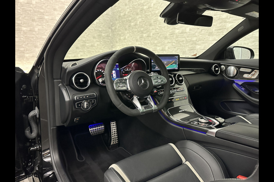 Mercedes-Benz C-Klasse Coupé 63 S AMG | Keramisch | Schaalstoelen | Carbon | AMG Driver's Package | Aero-Pakket | Panorama | Burmester | 12 maanden Bovag Garantie | Multi-Beam LED | Memory | ACC | Rij-Assistentie Pakket | Keyless-Go | Sfeerverlichting | Carplay | Rijklaarprijs.