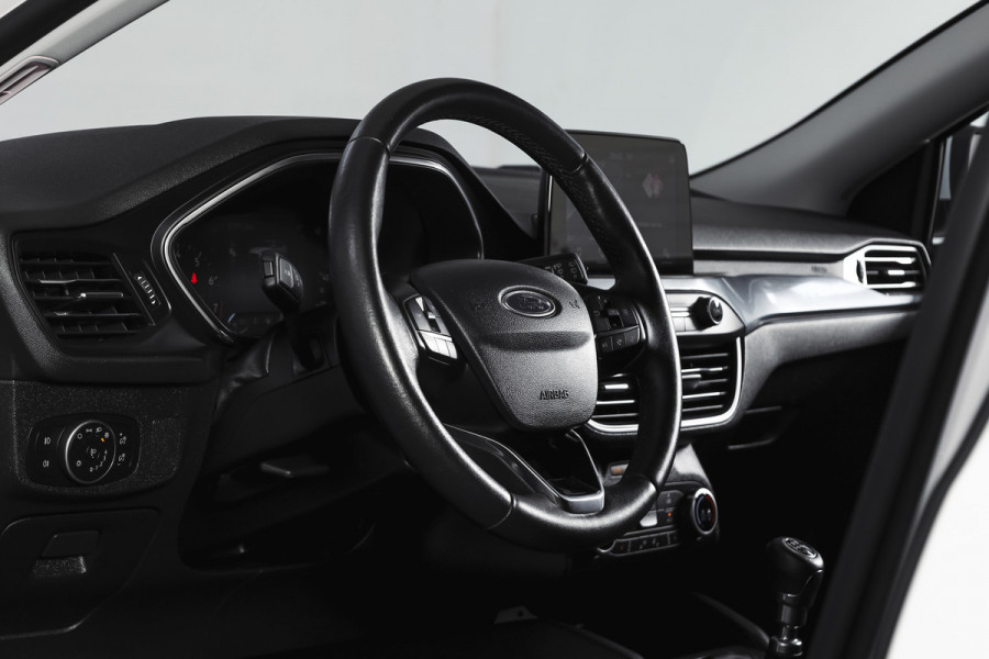 Ford Focus 1.0 EcoBoost 125 PK Active Business | Cruise | Winterpakket | PDC | NAV + App. Connect | Airco | Afn. Trekhaak | LM 17" |