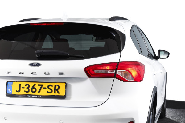 Ford Focus 1.0 EcoBoost 125 PK Active Business | Cruise | Winterpakket | PDC | NAV + App. Connect | Airco | Afn. Trekhaak | LM 17" |
