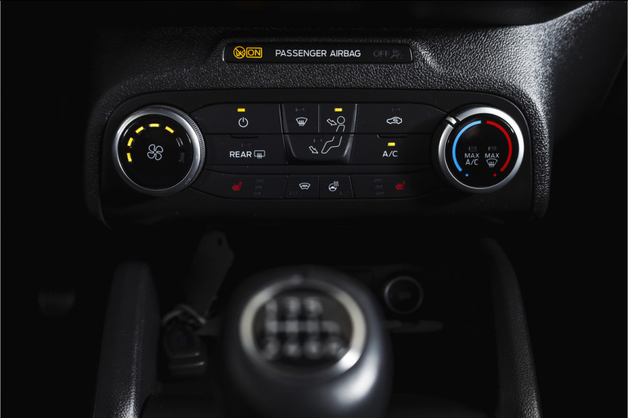 Ford Focus 1.0 EcoBoost 125 PK Active Business | Cruise | Winterpakket | PDC | NAV + App. Connect | Airco | Afn. Trekhaak | LM 17" |