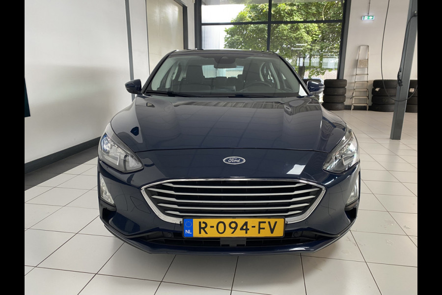 Ford Focus 1.0 EcoBoost Trend Edition Business Navigatie  / Carplay /Led verlichting /airco