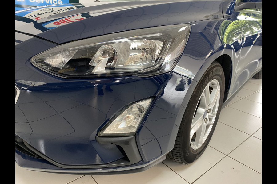 Ford Focus 1.0 EcoBoost Trend Edition Business Navigatie  / Carplay /Led verlichting /airco