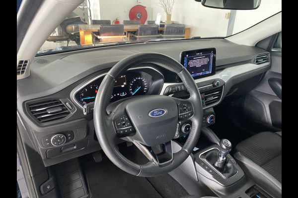 Ford Focus 1.0 EcoBoost Trend Edition Business Navigatie  / Carplay /Led verlichting /airco