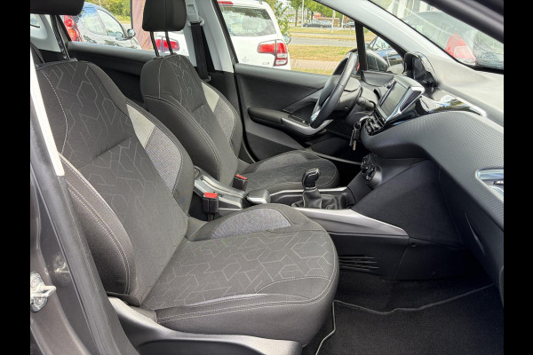 Peugeot 2008 1.2 PureTech Blue Lion D-riem vv in 2024 l Pano l Navi l 110pk l Trekhaak l Carplay l Airco l Cruise l Pdc l Recent beurt gehad l N.A.P l Apk tot 01-2027