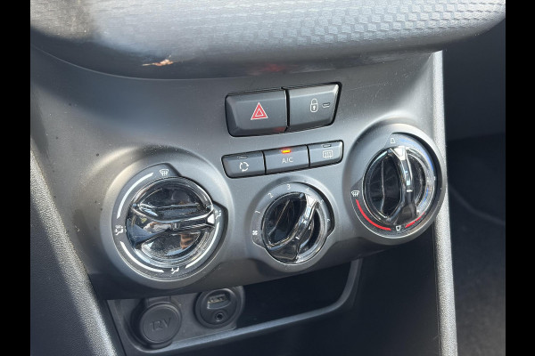 Peugeot 2008 1.2 PureTech Blue Lion D-riem vv in 2024 l Pano l Navi l 110pk l Trekhaak l Carplay l Airco l Cruise l Pdc l Recent beurt gehad l N.A.P l Apk tot 01-2027