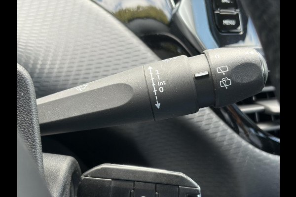 Peugeot 2008 1.2 PureTech Blue Lion D-riem vv in 2024 l Pano l Navi l 110pk l Trekhaak l Carplay l Airco l Cruise l Pdc l Recent beurt gehad l N.A.P l Apk tot 01-2027