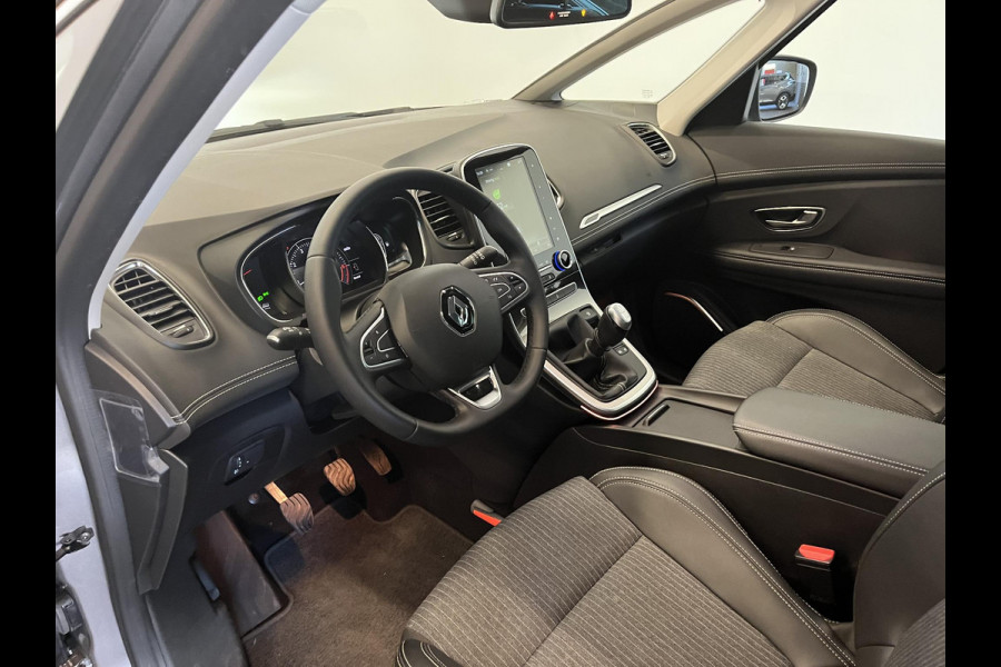 Renault Grand Scénic 1.3 TCe Techno 7p. Navigatie Cruise Control  Full LED  Privacy Glass  20" LM Velgen  PDC + Camera  Half Leder  Virtual  Cockpit Airco