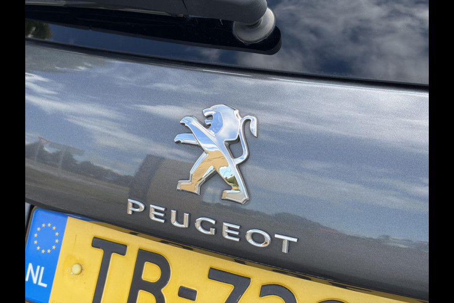 Peugeot 2008 1.2 PureTech Blue Lion D-riem vv in 2024 l Pano l Navi l 110pk l Trekhaak l Carplay l Airco l Cruise l Pdc l Recent beurt gehad l N.A.P l Apk tot 01-2027