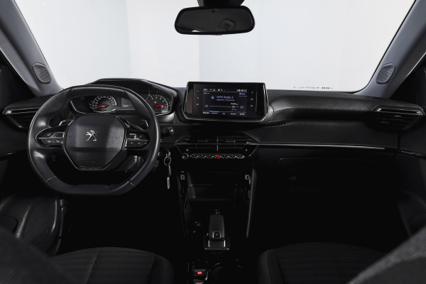 Peugeot 2008 1.2 PureTech 130 PK Active Pack - Automaat | Trekhaak | Cruise | Stoelverw. | PDC | Camera | App. Connect | LM 16" |